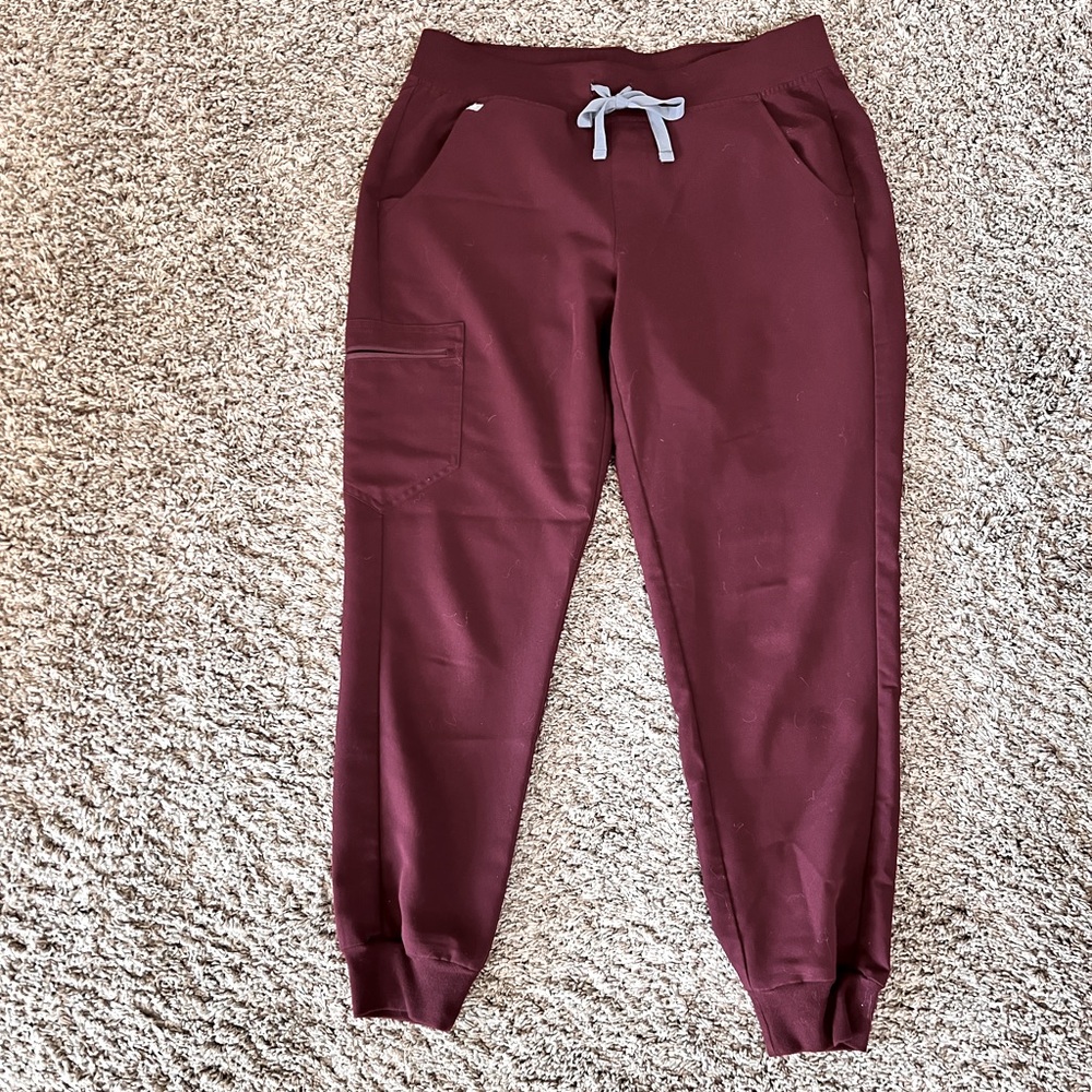 FIGS ZAMORA JOGGER SCRUB MEDIUM BARELY WORN